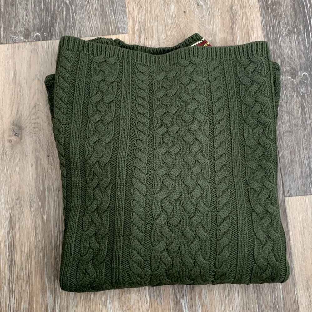 Forest Green Cable Knit Crewneck Sweater - Picture 7 of 8